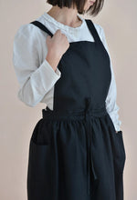 Load image into Gallery viewer, Apron 100% Cotton Stylish Design with Pockets